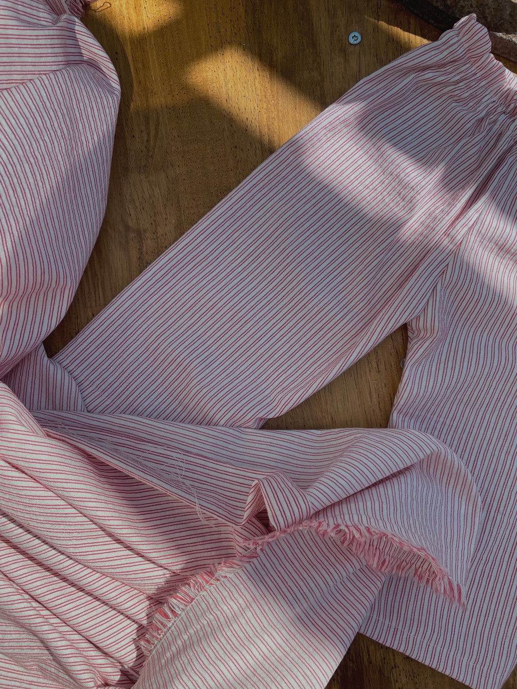 Red stripes
